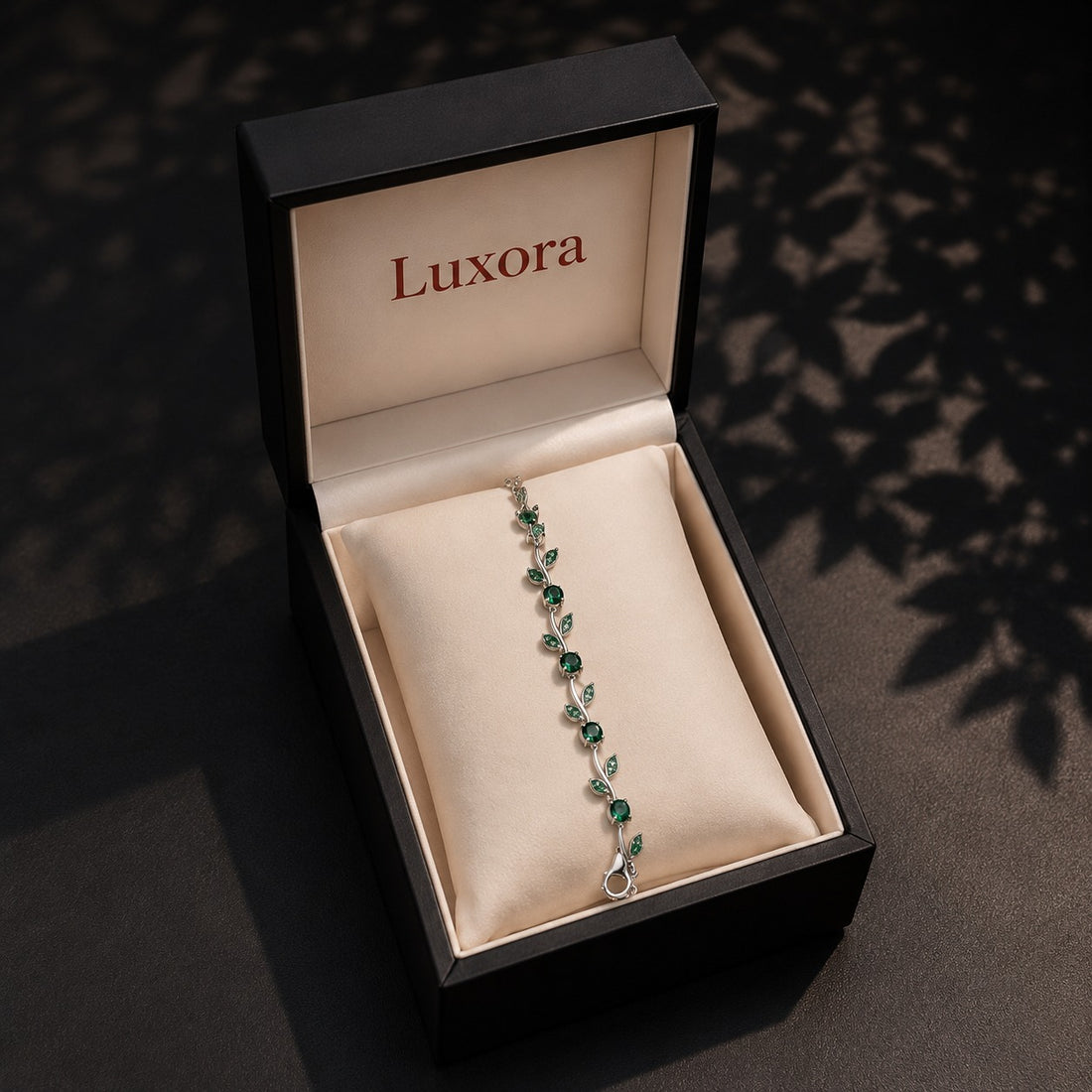 Tulip Green Gemstone Link Bracelet Luxury Jewelry